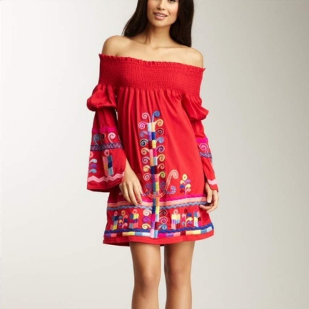 😻Anthro Vava Red Embroidered Off Shoulder Dress💖